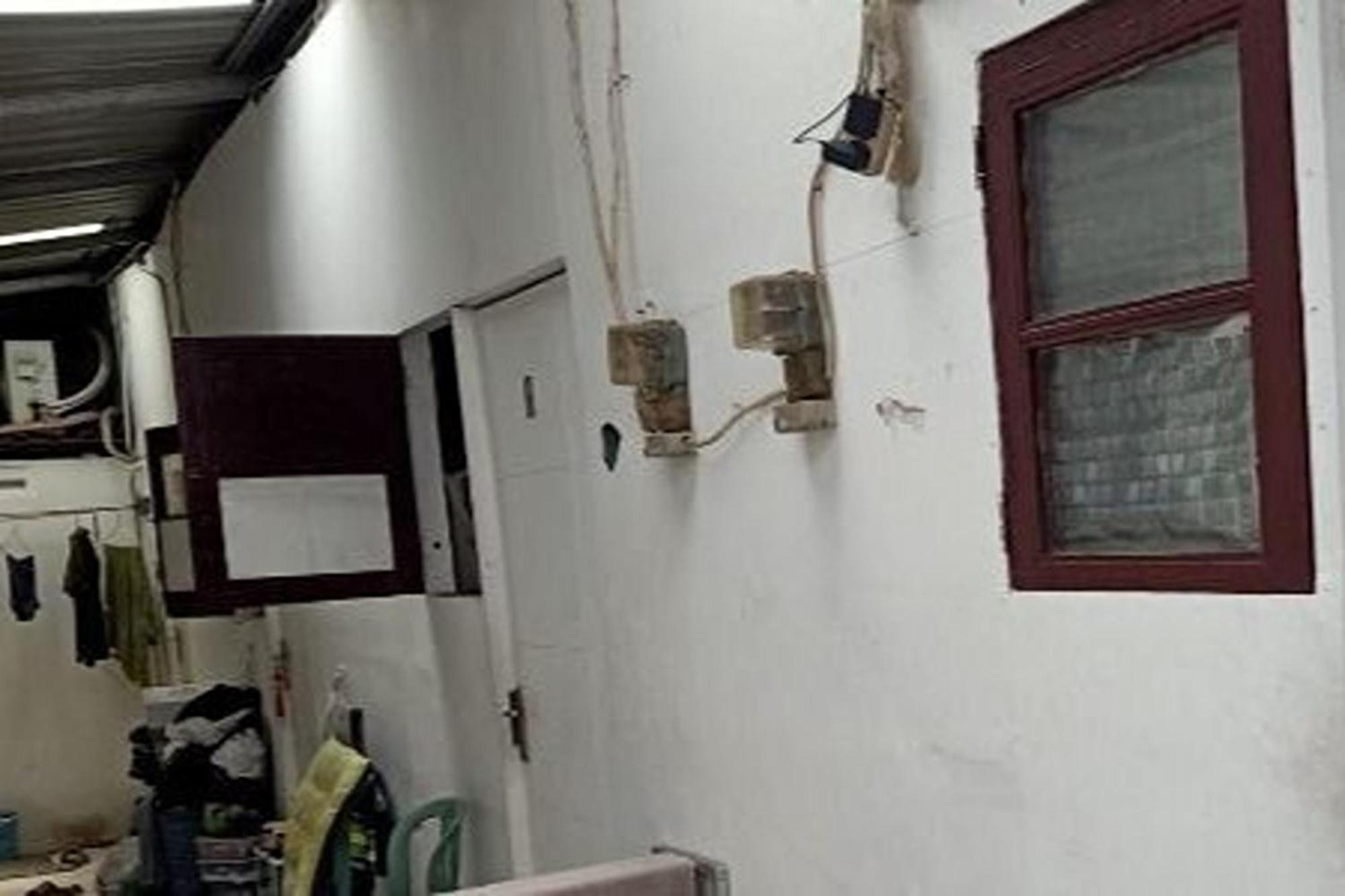 Hotel Kost 48 Surabaya Exterior foto